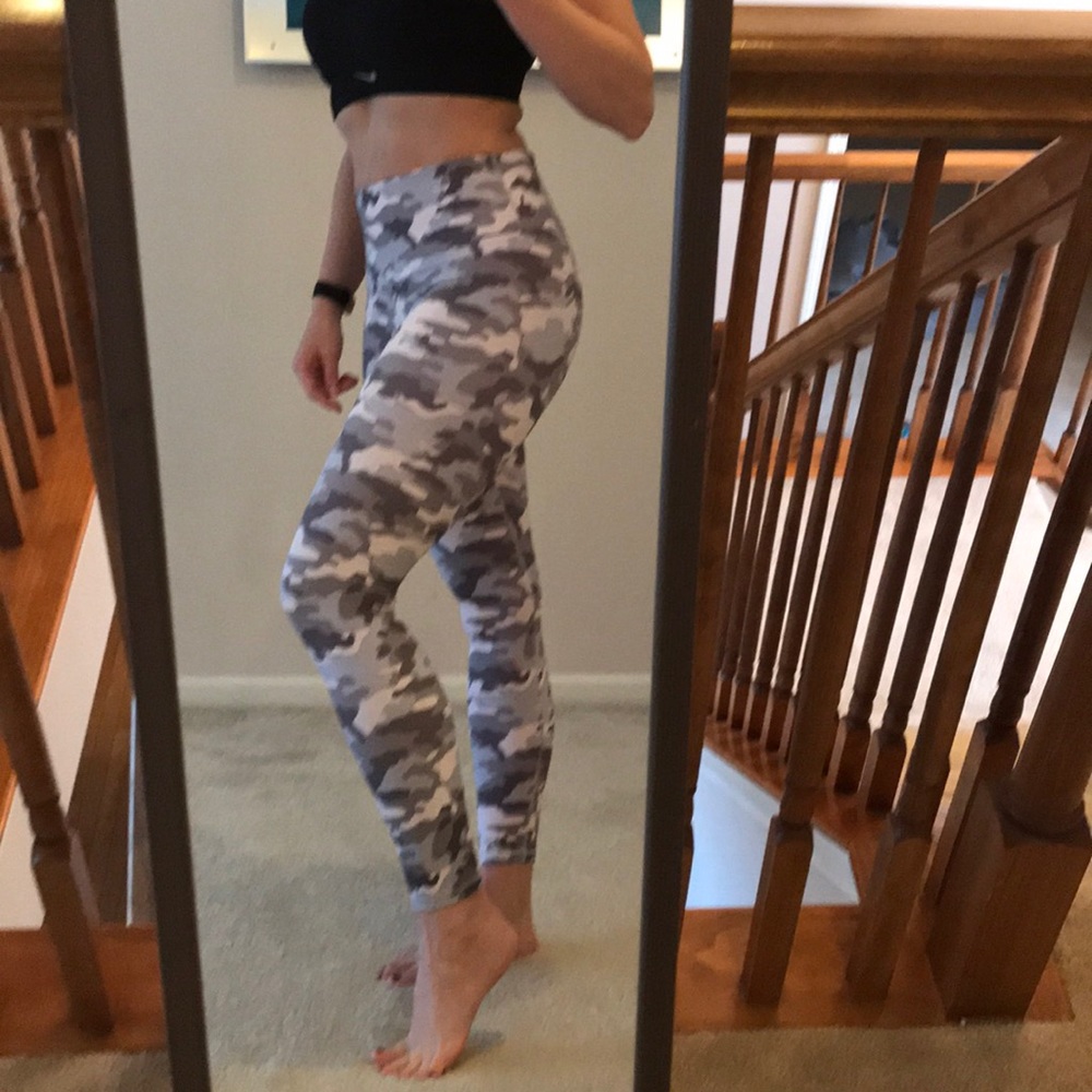 Fabletics Kessler High-waisted Strappy Camo